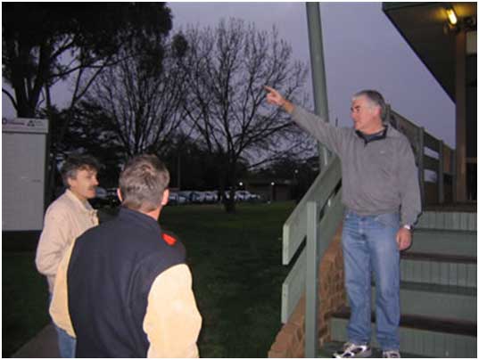 2006 Traralgon Marathon Rick Mann organising set up